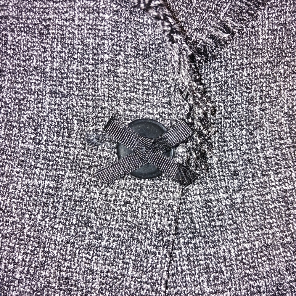 DANNY & NICOLE 2 Piece Black/Gray Long Sleeve 1 Button Ruffle Dress Suit 10 - Picture 9 of 16
